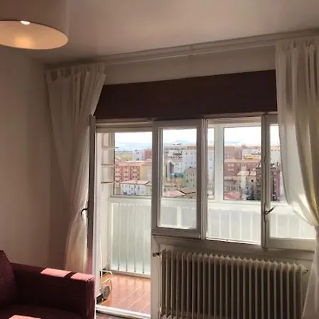 Apartamento Martina. Tres Hab. Centro *